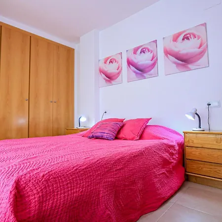 Litoral Costa Dorada - La Salle Only Families شقة