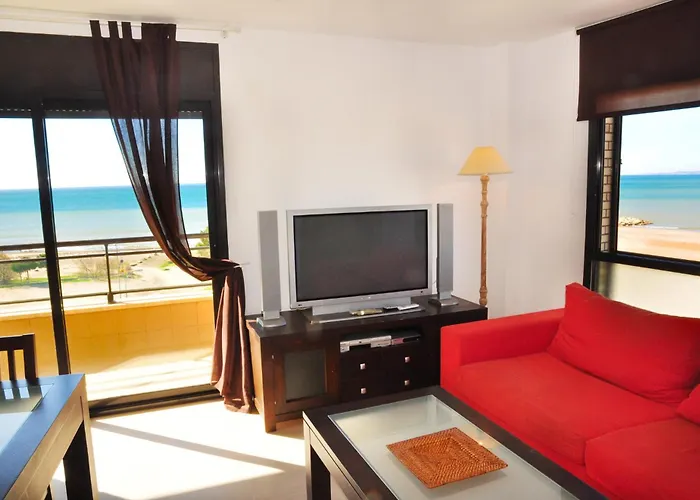Litoral Costa Dorada - La Salle Only Families Apartment