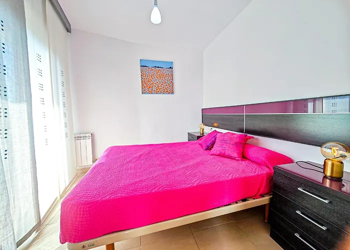 Litoral Costa Dorada - La Salle Only Families Apartment Cambrils